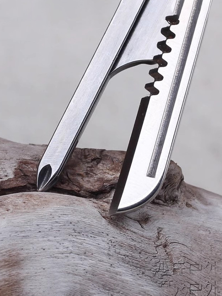 Multifunctional Keychain 8-in-1 Mini Portable Waist Tool 1 Multifunctional Keychain 8-in-1 Mini Portable Waist Tool 1