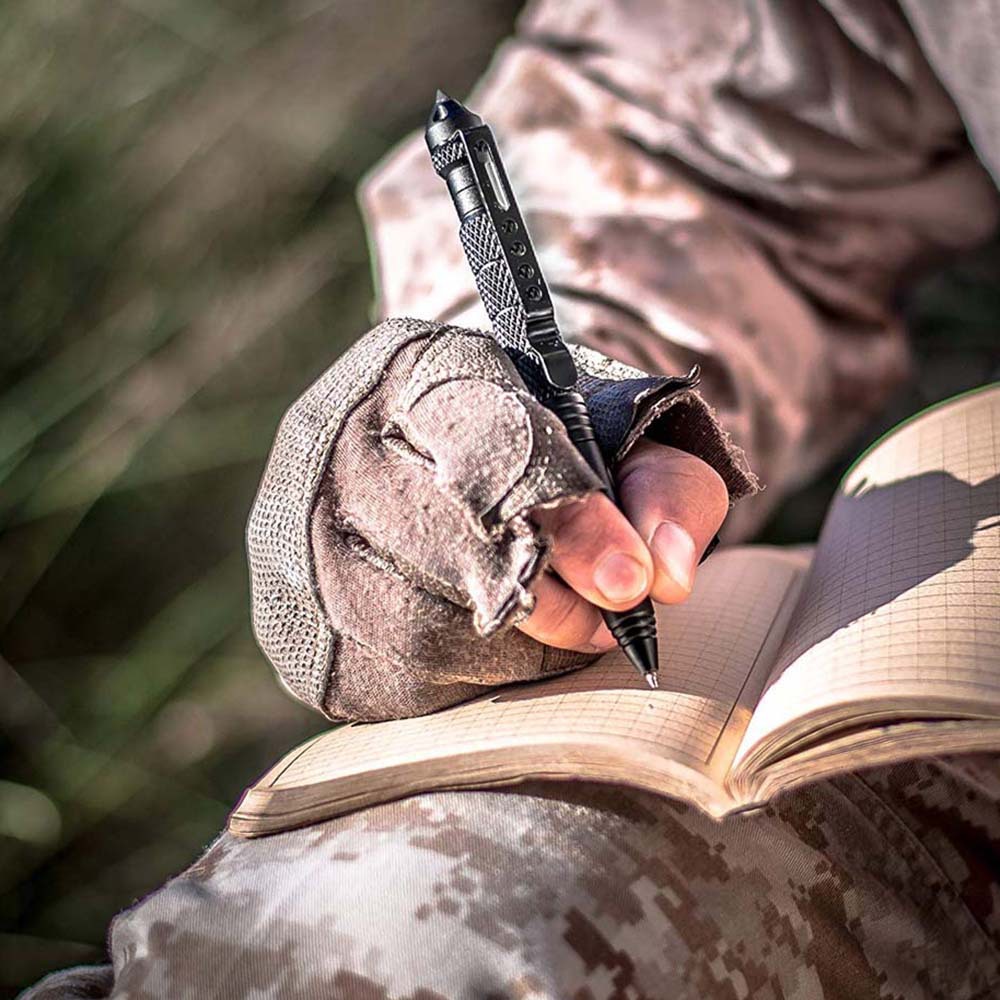 Outdoor Self-Defense B2 Tungsten Steel Tip Tactical Defense Pen EDC working