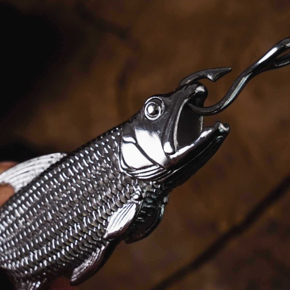 Stainless-Steel-Fish-Keychain-Bottle-Opener-Multifunctional-Pendant-3.jpg